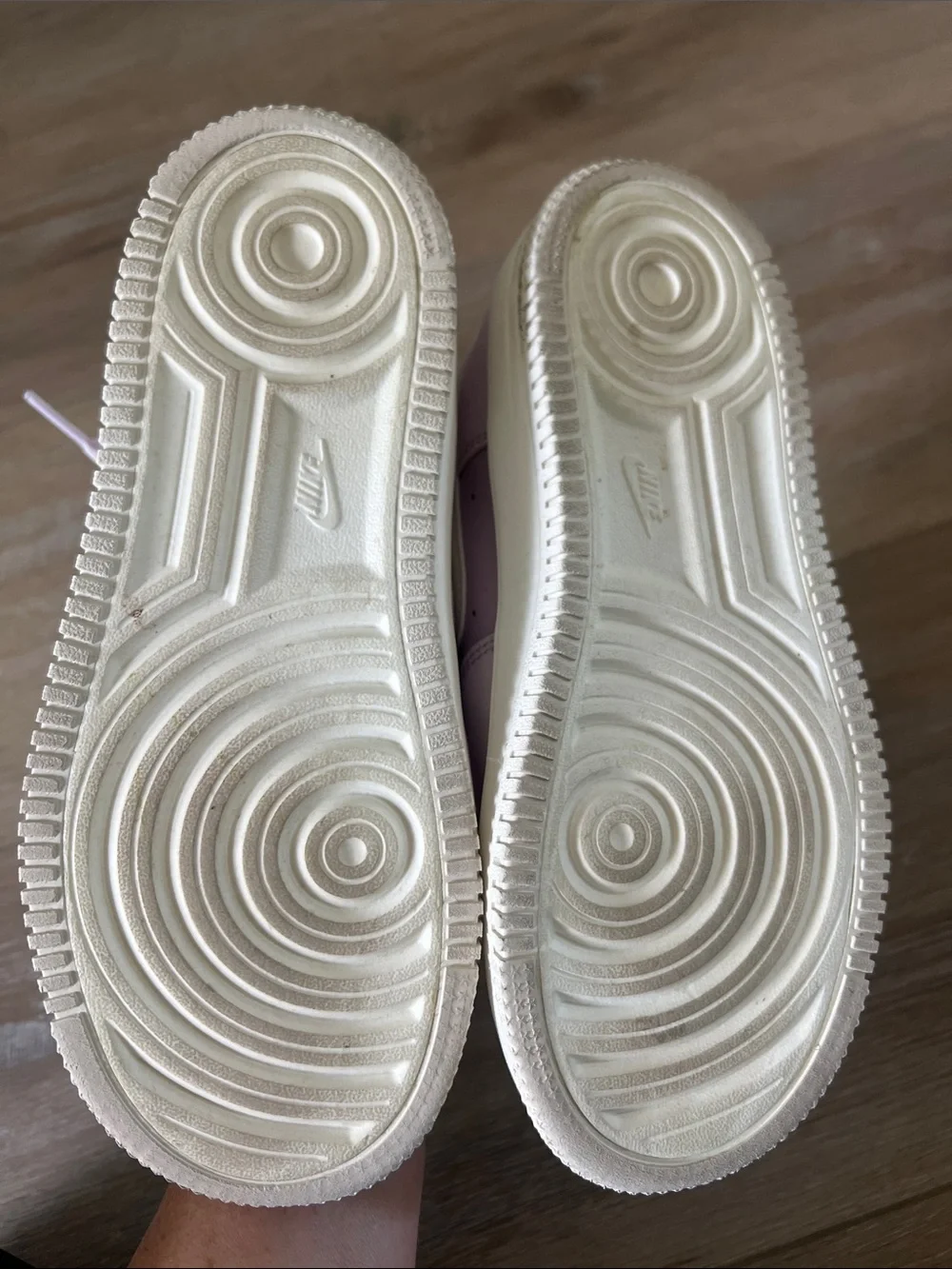 Nike Kids Low-Top Sneakers in Light purple and White